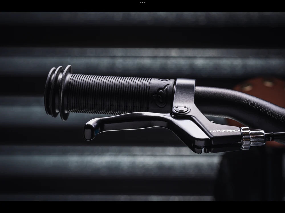 Early Rider Seeker 16" Kids Bike