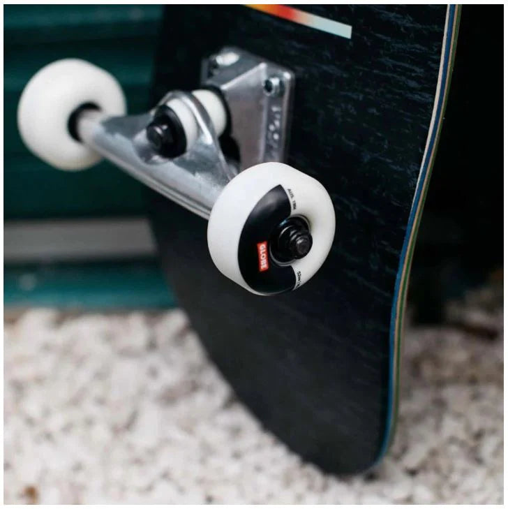 Globe G1 Supercolor 8.125FU Skateboard