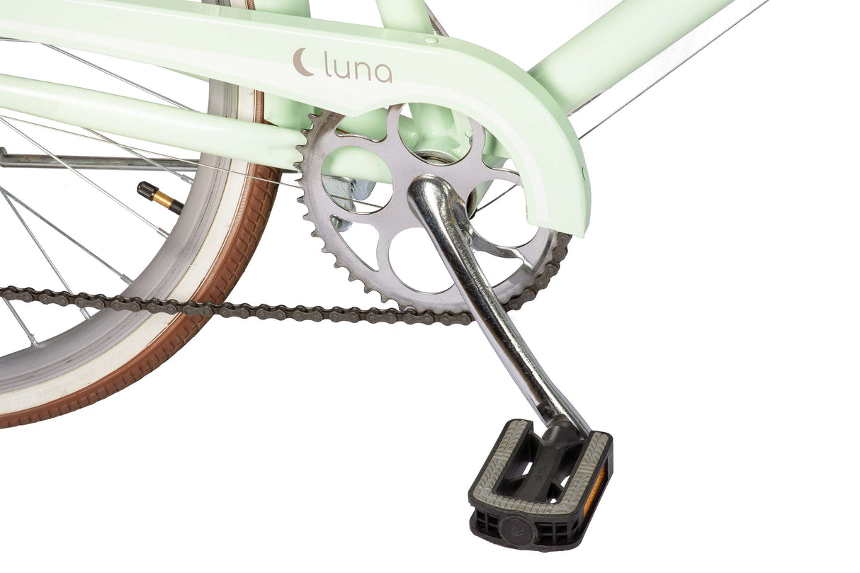 Spinn Luna 7D Step Thru 28" Cruiser Bike