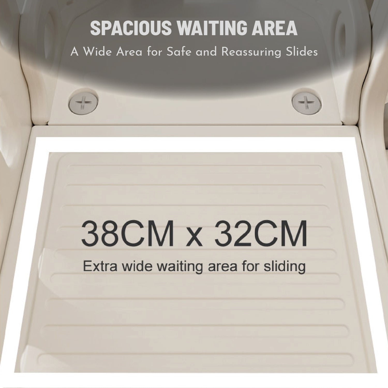 Label indicating a spacious waiting area for safe and reassuring slides, measuring 38CM x 32CM.